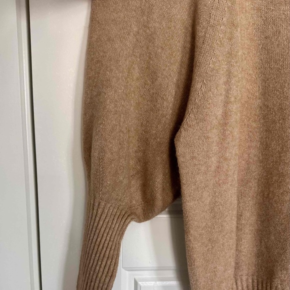 Charli Oversized Brown Knit Rib Crew-Neck  Pullover Sweater One Size - Picture 3 of 4
